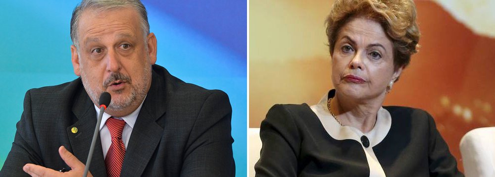 De acordo com Ilimar Franco, a maioria petista representada pelo ministro Ricardo Berzoini sustentou que não é hora de votar o impeachment, já que ‘base ainda tem muitas fragilidades’; já minoria do partido considera que é preciso tirar proveito do enfraquecimento do presidente da Câmara, Eduardo Cunha; e avalia que é um erro votar no ano que vem, com a crise econômica agravada e a sociedade mais crítica (Foto: Roberta Namour) De acordo com Ilimar Franco, a maioria petista representada pelo ministro Ricardo Berzoini sustentou que não é hora de votar o impeachment, já que ‘base ainda tem muitas fragilidades’; já minoria do partido considera que é preciso tirar proveito do enfraquecimento do presidente da Câmara, Eduardo Cunha; e avalia que é um erro votar no ano que vem, com a crise econômica agravada e a sociedade mais crítica