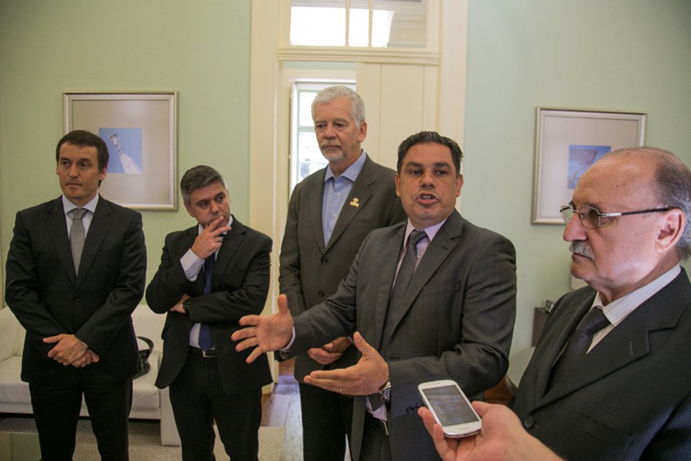14/12/2015 - PORTO ALEGRE, RS, BRASIL - Reunião entre MP prefeitura e secretaria de segurança pública | Foto: Caroline Ferraz/Sul21 (Foto: Leonardo Lucena) 14/12/2015 - PORTO ALEGRE, RS, BRASIL - Reunião entre MP prefeitura e secretaria de segurança pública | Foto: Caroline Ferraz/Sul21