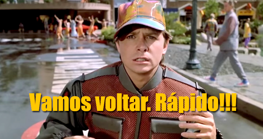 Deu defeito na máquina do tempo e Marty McFly veio parar no Brasil. O que ele encontrou ao desembarcar no futurístico 21 de outubro de 2015 foi um cenário de trevas (Foto: Camilo Vannuchi) Deu defeito na máquina do tempo e Marty McFly veio parar no Brasil. O que ele encontrou ao desembarcar no futurístico 21 de outubro de 2015 foi um cenário de trevas