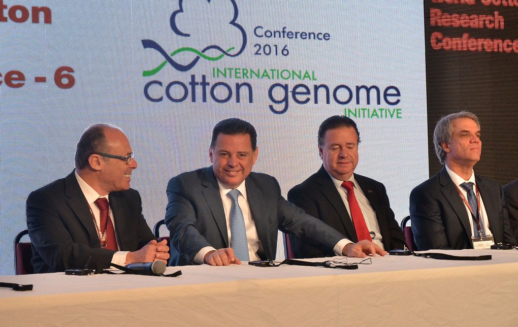 Abertura do World Cotton Research Conference- 6e 2016 Biennial Conference of Internacional Cotton Genome Initiative-ICGI na foto Luiz Renato Zapparolli Presidente da AGOPA,Governador,Ladislau Martins fotos Eduardo Ferreira (Foto: José Barbacena) Abertura do World Cotton Research Conference- 6e 2016 Biennial Conference of Internacional Cotton Genome Initiative-ICGI na foto Luiz Renato Zapparolli Presidente da AGOPA,Governador,Ladislau Martins fotos Eduardo Ferreira