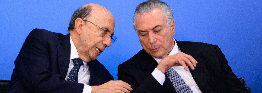 "A 'retomada da economia', que viria com a queda de Dilma Rousseff, que passou para o final de 2016 e agora está marcada para o segundo semestre de 2017, pode estar mais longe", diz o jornalista Fernando Brito, do Tijolaço; segundo ele, "na contramão" do que dizem os colunistas de economia, "já se disse que a arrecadação em queda é pior do que parece" (Foto: Leonardo Lucena) "A 'retomada da economia', que viria com a queda de Dilma Rousseff, que passou para o final de 2016 e agora está marcada para o segundo semestre de 2017, pode estar mais longe", diz o jornalista Fernando Brito, do Tijolaço; segundo ele, "na contramão" do que dizem os colunistas de economia, "já se disse que a arrecadação em queda é pior do que parece"