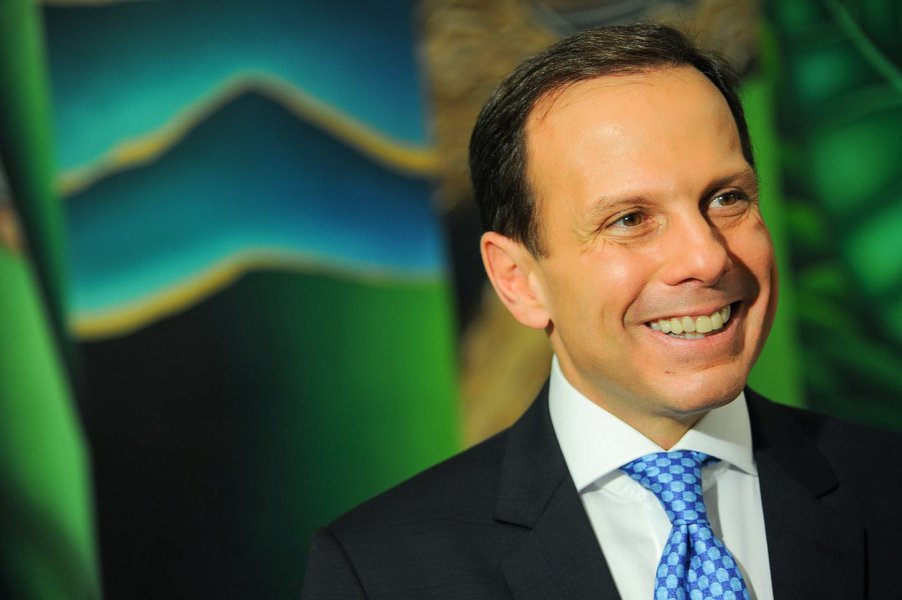 O empresário João Dória venceu, em segundo turno, as prévias do PSDB para candidatura à prefeitura da capital paulista; o nome dele, no entanto, só será homologado oficialmente como candidato na convenção do partido, ainda sem data marcada, que deverá ocorrer em julho; o tucano a foi o único nome que participou da disputa no segundo-turno, já que o vereador Andrea Matarazzo, classificado no primeiro turno para a votação, desfiliou-se do partido (Foto: Leonardo Lucena) O empresário João Dória venceu, em segundo turno, as prévias do PSDB para candidatura à prefeitura da capital paulista; o nome dele, no entanto, só será homologado oficialmente como candidato na convenção do partido, ainda sem data marcada, que deverá ocorrer em julho; o tucano a foi o único nome que participou da disputa no segundo-turno, já que o vereador Andrea Matarazzo, classificado no primeiro turno para a votação, desfiliou-se do partido