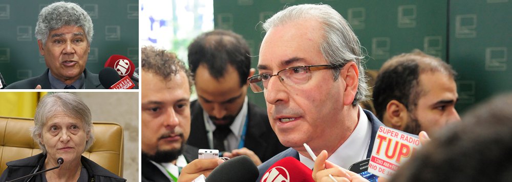 Deputados do PSOL e da Rede entregaram nesta quarta-feira 9 à vice-procuradora-geral da República, Ela Wiecko, pedido de afastamento cautelar do presidente da Câmara; "A Procuradoria-Geral da República tem prorrogativa de encaminhar o procedimento ao STF. Os fatos têm sido recorrentes", afirmou o líder do PSOL, deputado Chico Alencar (RJ); segundo ele, Ella Wiecko sinalizou que pode se posicionar até o início do recesso do Poder Judiciário, o que pode indicar uma resposta até a próxima semana (Foto: Gisele Federicce) Deputados do PSOL e da Rede entregaram nesta quarta-feira 9 à vice-procuradora-geral da República, Ela Wiecko, pedido de afastamento cautelar do presidente da Câmara; "A Procuradoria-Geral da República tem prorrogativa de encaminhar o procedimento ao STF. Os fatos têm sido recorrentes", afirmou o líder do PSOL, deputado Chico Alencar (RJ); segundo ele, Ella Wiecko sinalizou que pode se posicionar até o início do recesso do Poder Judiciário, o que pode indicar uma resposta até a próxima semana