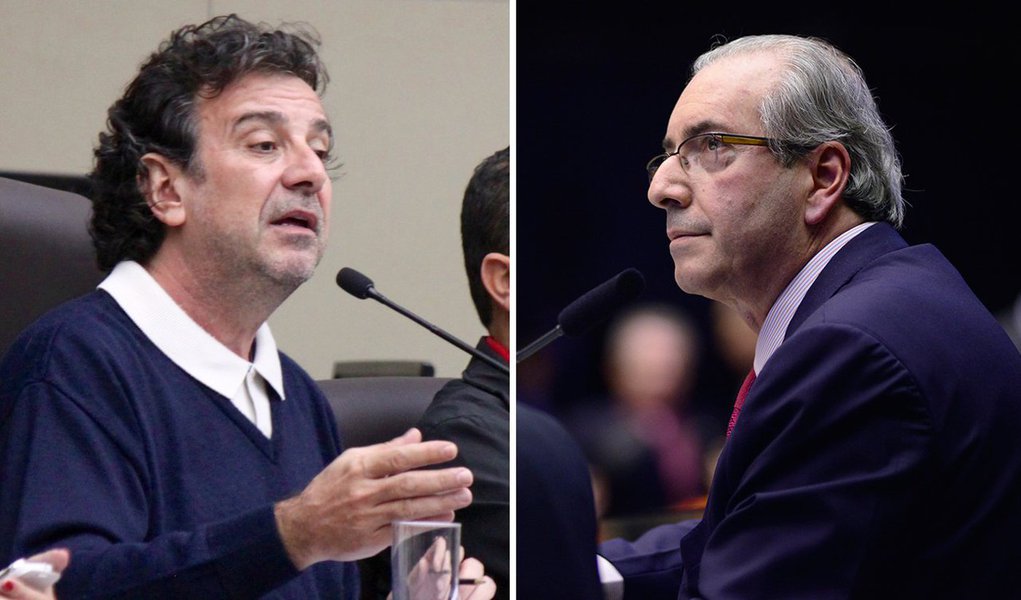 O presidente da Câmara Federal, Eduardo Cunha (PMDB/RJ), pode deixar em breve de ser um cidadão honorário de Belo Horizonte, se a Casa acolher o requerimento apresentado pelo vereador Gilson Reis (PC do B); “Solicitei agora à tarde a destituição do título pelo fato de ele estar envolvido em desvios de dinheiro do Estado brasileiro. Já está mais do que comprovado pela Polícia Federal, pelo Ministério Público do Brasil e da Suíça, e existem dois processos dele no Supremo Tribunal Federal. Não podemos deixar essa honraria prevalecer sobre todos os malfeitos dele”, justificou Gilson Reis (Foto: Leonardo Lucena) O presidente da Câmara Federal, Eduardo Cunha (PMDB/RJ), pode deixar em breve de ser um cidadão honorário de Belo Horizonte, se a Casa acolher o requerimento apresentado pelo vereador Gilson Reis (PC do B); “Solicitei agora à tarde a destituição do título pelo fato de ele estar envolvido em desvios de dinheiro do Estado brasileiro. Já está mais do que comprovado pela Polícia Federal, pelo Ministério Público do Brasil e da Suíça, e existem dois processos dele no Supremo Tribunal Federal. Não podemos deixar essa honraria prevalecer sobre todos os malfeitos dele”, justificou Gilson Reis