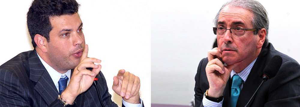 Líder do PMDB na Câmara dos Deputados, Leonardo Picciani (RJ) discorda da posição do presidente da Casa, Eduardo Cunha (PMDB-RJ), sobre o pedido de impeachment da presidente Dilma: “Acho pessoalmente que ele se equivocou em aceitar o impeachment. Não vejo motivo jurídico para isso”, afirmou; ele disse que não pode relacionar a situação no Conselho de Ética, onde Cunha é processado, com o caso: “Não sei se ele fez isso. Mas tem que olhar o impeachment pela ótica da Constituição Federal. Misturar esse tema com o conflito político é um equívoco enorme” (Foto: Roberta Namour) Líder do PMDB na Câmara dos Deputados, Leonardo Picciani (RJ) discorda da posição do presidente da Casa, Eduardo Cunha (PMDB-RJ), sobre o pedido de impeachment da presidente Dilma: “Acho pessoalmente que ele se equivocou em aceitar o impeachment. Não vejo motivo jurídico para isso”, afirmou; ele disse que não pode relacionar a situação no Conselho de Ética, onde Cunha é processado, com o caso: “Não sei se ele fez isso. Mas tem que olhar o impeachment pela ótica da Constituição Federal. Misturar esse tema com o conflito político é um equívoco enorme”