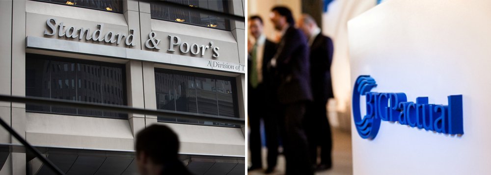 Depois da Moodys, a agência de classificação de risco Standard & Poor's cortou nesta quarta-feira, 2, a nota global de crédito de longo prazo do BTG Pactual, de BB para BB-, com observação negativa; segundo a agência de classificação de risco, o banco tem "um déficit material de liquidez com relação a suas obrigações financeiras nos próximos 60 dias, a menos que seja capaz de vender ativos ou acessar instrumentos de crédito"; agência citou a situação gerada pela prisão de André Esteves, agora ex-presidente-executivo e ex-presidente do Conselho de Administração da companhia (Foto: Aquiles Lins) Depois da Moodys, a agência de classificação de risco Standard & Poor's cortou nesta quarta-feira, 2, a nota global de crédito de longo prazo do BTG Pactual, de BB para BB-, com observação negativa; segundo a agência de classificação de risco, o banco tem "um déficit material de liquidez com relação a suas obrigações financeiras nos próximos 60 dias, a menos que seja capaz de vender ativos ou acessar instrumentos de crédito"; agência citou a situação gerada pela prisão de André Esteves, agora ex-presidente-executivo e ex-presidente do Conselho de Administração da companhia