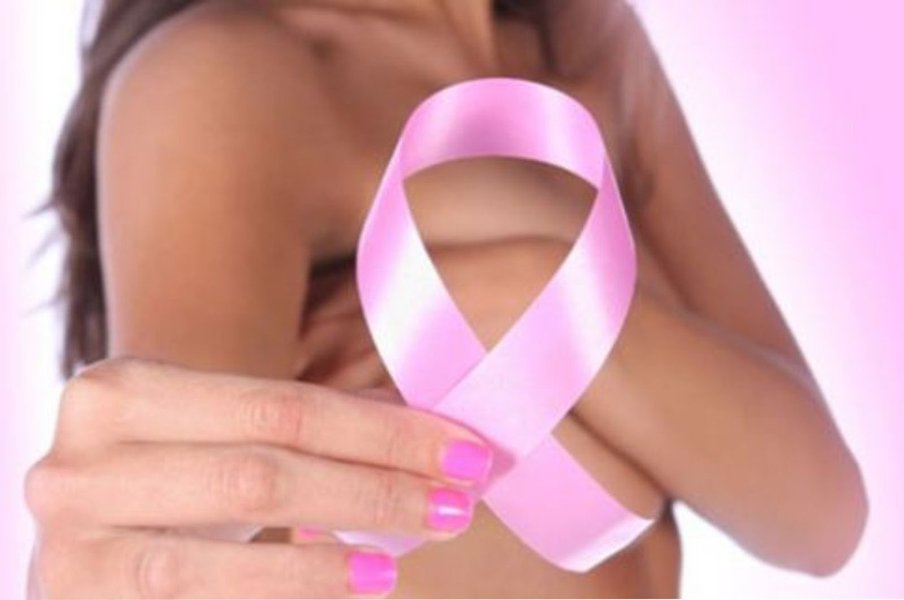 Nas duas semanas da campanha Outubro Rosa, para incentivar os exames para detectar o câncer de mama, a Secretaria Municipal de Saúde (SMS) agendou mais de 5.200 mamografias; até o final do mês, a SMS reforça as atividades com a participação efetiva dos profissionais nos 12 distritos sanitários, através da intensificação da realização de mamografias, busca ativa de pacientes, além de palestras, salas de espera e distribuição de material educativo que incentivam o diagnóstico precoce (Foto: Romulo Faro) Nas duas semanas da campanha Outubro Rosa, para incentivar os exames para detectar o câncer de mama, a Secretaria Municipal de Saúde (SMS) agendou mais de 5.200 mamografias; até o final do mês, a SMS reforça as atividades com a participação efetiva dos profissionais nos 12 distritos sanitários, através da intensificação da realização de mamografias, busca ativa de pacientes, além de palestras, salas de espera e distribuição de material educativo que incentivam o diagnóstico precoce
