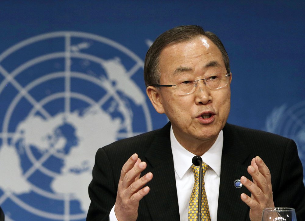 Em uma reunião de quase 200 nações realizada no Marrocos para buscar formas de implementar o acordo de Paris de 2015 para limitar as emissões de gases de efeito estufa, Ban Ki-moon disse que empresas, Estados e cidades dos EUA estavam buscando limitar o aquecimento global; "O que antes era impensável tornou-se inevitável", disse (Foto: Gisele Federicce) Em uma reunião de quase 200 nações realizada no Marrocos para buscar formas de implementar o acordo de Paris de 2015 para limitar as emissões de gases de efeito estufa, Ban Ki-moon disse que empresas, Estados e cidades dos EUA estavam buscando limitar o aquecimento global; "O que antes era impensável tornou-se inevitável", disse