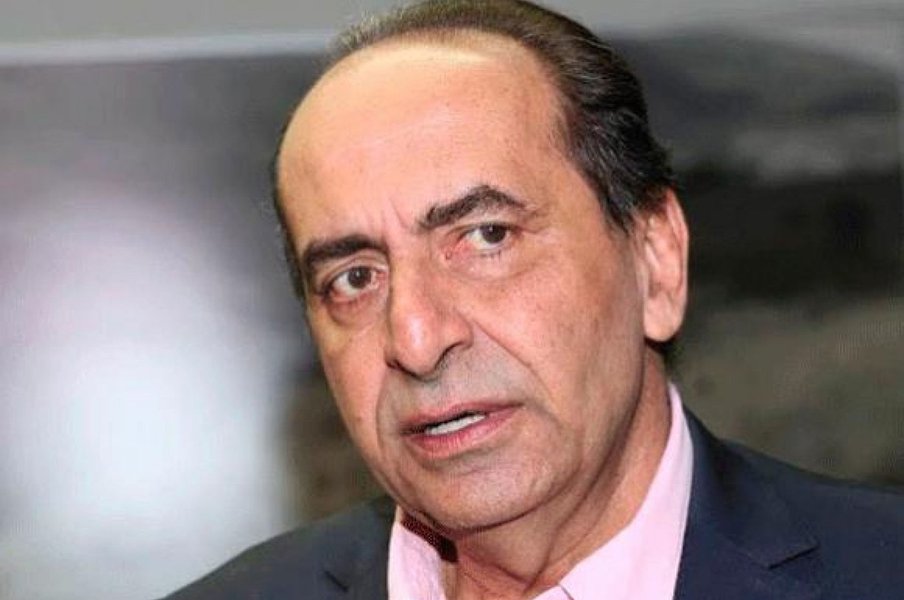 Prefeito de Belo Horizonte, Alexandre Kalil (PHS) tornou sem efeito as exonerações da assessoria da Polícia Militar ao gabinete do prefeito e, como consequência, reconduziu dois oficiais de gabinete e cinco assessores de segurança; segundo a assessoria da Prefeitura de Belo Horizonte, o prefeito não pode ficar sem segurança e os policiais permaneceram trabalhando durante todo o tempo (Foto: Leonardo Lucena) Prefeito de Belo Horizonte, Alexandre Kalil (PHS) tornou sem efeito as exonerações da assessoria da Polícia Militar ao gabinete do prefeito e, como consequência, reconduziu dois oficiais de gabinete e cinco assessores de segurança; segundo a assessoria da Prefeitura de Belo Horizonte, o prefeito não pode ficar sem segurança e os policiais permaneceram trabalhando durante todo o tempo
