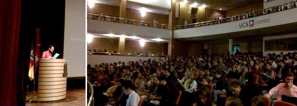 Um grupo de jovens lançou a Frente Estudantes Pela Legalidade, embasada na Campanha da Legalidade de 1961, com o intuito de organizar os estudantes da Universidade de Caxias do Sul (RS) e região contra o golpe político corrente no País que pretender tirar a presidente Dilma do Palácio do Planalto; o grupo já havia dito que "a classe estudantil, ciente da sua responsabilidade histórica como defensora do Estado Democrático de Direito, não irá se acovardar perante mais uma investida da cadela do fascismo em face da jovem democracia brasileira" (Foto: Leonardo Lucena) Um grupo de jovens lançou a Frente Estudantes Pela Legalidade, embasada na Campanha da Legalidade de 1961, com o intuito de organizar os estudantes da Universidade de Caxias do Sul (RS) e região contra o golpe político corrente no País que pretender tirar a presidente Dilma do Palácio do Planalto; o grupo já havia dito que "a classe estudantil, ciente da sua responsabilidade histórica como defensora do Estado Democrático de Direito, não irá se acovardar perante mais uma investida da cadela do fascismo em face da jovem democracia brasileira"
