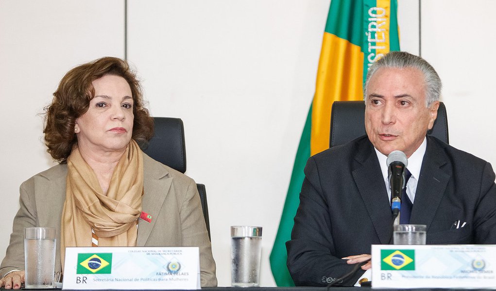 Informação de que Fátima Pelaes, secretária de Políticas para Mulheres escolhida por Michel Temer, tem seu nome envolvido em um escândalo de corrupção foi apagada do perfil no Wikipedia da ex-deputada; o dado foi trocado na quinta-feira 16 por uma pessoa que utilizava a internet do Planalto, segundo a Revista Fórum; segundo investigações da Polícia Federal, Fátima desviava dinheiro do Ministério do Turismo (Foto: Gisele Federicce) Informação de que Fátima Pelaes, secretária de Políticas para Mulheres escolhida por Michel Temer, tem seu nome envolvido em um escândalo de corrupção foi apagada do perfil no Wikipedia da ex-deputada; o dado foi trocado na quinta-feira 16 por uma pessoa que utilizava a internet do Planalto, segundo a Revista Fórum; segundo investigações da Polícia Federal, Fátima desviava dinheiro do Ministério do Turismo
