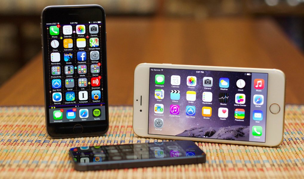 A Apple disse nesta segunda-feira que vendeu mais de 13 milhões de iPhone 6S e 6S Plus durante seu primeiro fim de semana no mercado, estabelecendo um novo recorde para seu principal produto (Foto: Leonardo Attuch) A Apple disse nesta segunda-feira que vendeu mais de 13 milhões de iPhone 6S e 6S Plus durante seu primeiro fim de semana no mercado, estabelecendo um novo recorde para seu principal produto