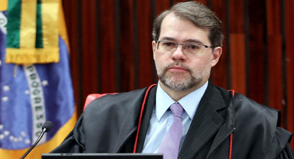 Ministro do Supremo Tribunal Federal, Dias Toffoli, determinou redução do percentual mensal da receita do Estado do Goiás comprometida com o pagamento da dívida com a União; índice de 15%, fixado no contrato de refinanciamento da dívida, foi reduzido para 11,5%, o que resultará na economia de R$ 500 milhões por ano aos cofres estaduais (Foto: José Barbacena) Ministro do Supremo Tribunal Federal, Dias Toffoli, determinou redução do percentual mensal da receita do Estado do Goiás comprometida com o pagamento da dívida com a União; índice de 15%, fixado no contrato de refinanciamento da dívida, foi reduzido para 11,5%, o que resultará na economia de R$ 500 milhões por ano aos cofres estaduais