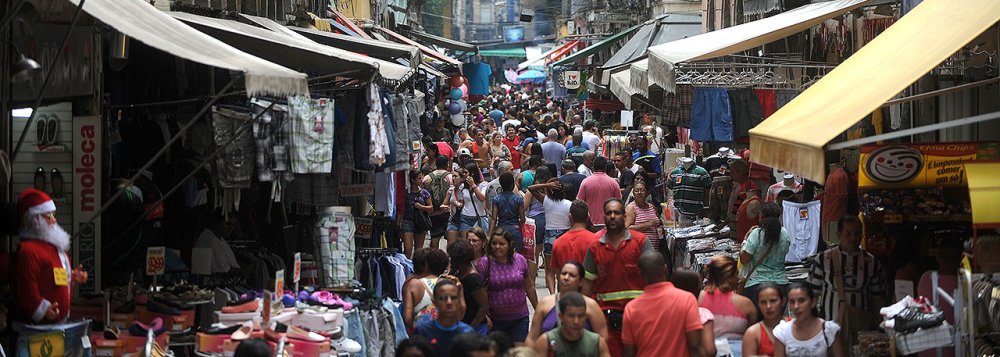 A inadimplência no comércio lojista do Rio de Janeiro cresceu 2,3% em dezembro em relação a igual mês do ano anterior; esse foi o maior índice de aumento da inadimplência para o mês desde 2007, de acordo com dados divulgados pelo Serviço Central de Proteção ao Crédito (SCPC) do Clube de Diretores Lojistas do Rio de Janeiro (CDL Rio); no ano de 2016, a inadimplência mostrou expansão de 2,1% (Foto: Leonardo Lucena) A inadimplência no comércio lojista do Rio de Janeiro cresceu 2,3% em dezembro em relação a igual mês do ano anterior; esse foi o maior índice de aumento da inadimplência para o mês desde 2007, de acordo com dados divulgados pelo Serviço Central de Proteção ao Crédito (SCPC) do Clube de Diretores Lojistas do Rio de Janeiro (CDL Rio); no ano de 2016, a inadimplência mostrou expansão de 2,1%