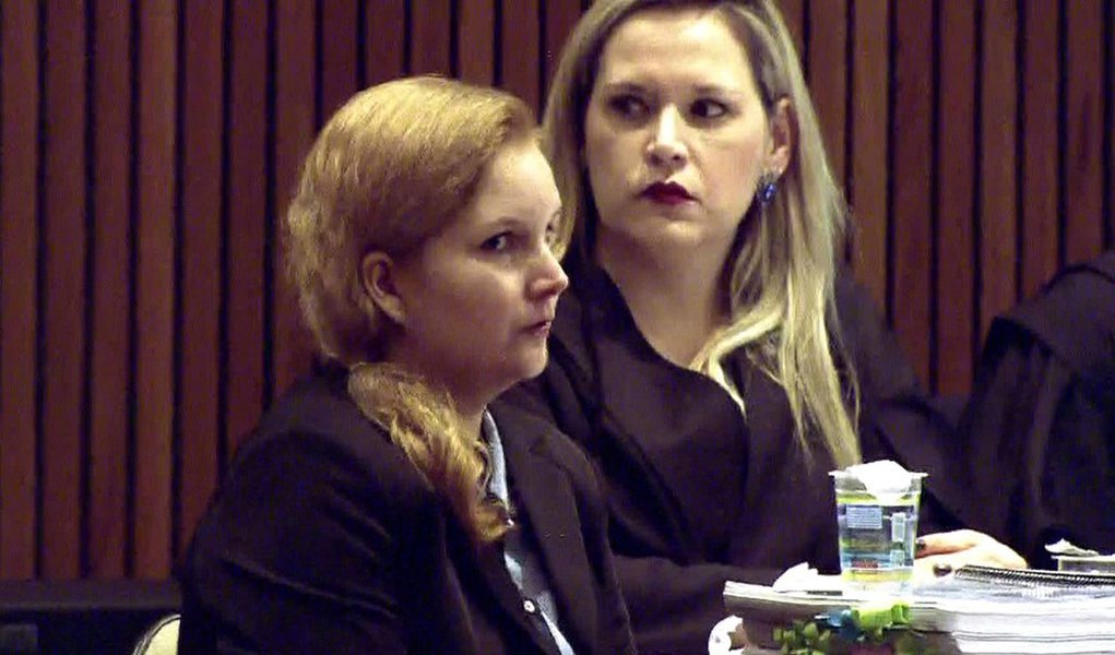 Elize Matsunaga foi condenada na madrugada desta segunda-feira (5) pelo assassinato e esquartejamento do marido, o empresário Marcos Kitano Matsunaga, diretor da Yoki alimentos, em maio de 2012; Elize foi condenada pela Justiça de São Paulo a 19 anos, 11 meses e 1 dia de prisão em regime fechado (Foto: Giuliana Miranda) Elize Matsunaga foi condenada na madrugada desta segunda-feira (5) pelo assassinato e esquartejamento do marido, o empresário Marcos Kitano Matsunaga, diretor da Yoki alimentos, em maio de 2012; Elize foi condenada pela Justiça de São Paulo a 19 anos, 11 meses e 1 dia de prisão em regime fechado