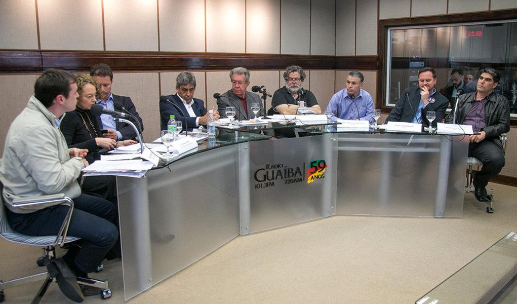 O candidato do PSDB é até agora quem mais recebeu doações, com bastante folga; a campanha de Nelson Marchezan Jr. arrecadou, até o momento, R$ 1.152.391, sendo R$ 1.102.391 oriundos de pessoas físicas e apenas R$ 50 mil de partidos; a campanha de Raul Pont arrecadou até agora R$ R$ 578.278, e a de Sebastião Melo, R$ 530.300 (Foto: Leonardo Lucena) O candidato do PSDB é até agora quem mais recebeu doações, com bastante folga; a campanha de Nelson Marchezan Jr. arrecadou, até o momento, R$ 1.152.391, sendo R$ 1.102.391 oriundos de pessoas físicas e apenas R$ 50 mil de partidos; a campanha de Raul Pont arrecadou até agora R$ R$ 578.278, e a de Sebastião Melo, R$ 530.300