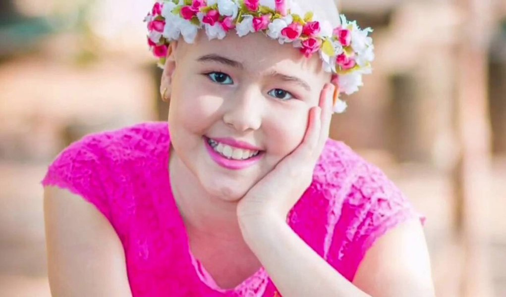 Maria Clara partiu no último domingo (21). Onde quer que esteja segue iluminada por sua fé e pela grandeza de seus sentimentos, os quais, acredito, possibilitaram-lhe desvendar com leveza os segredos da morte. Deixa-nos como exemplo a vivência do segredo do amor (Foto: Durval Ângelo) Maria Clara partiu no último domingo (21). Onde quer que esteja segue iluminada por sua fé e pela grandeza de seus sentimentos, os quais, acredito, possibilitaram-lhe desvendar com leveza os segredos da morte. Deixa-nos como exemplo a vivência do segredo do amor