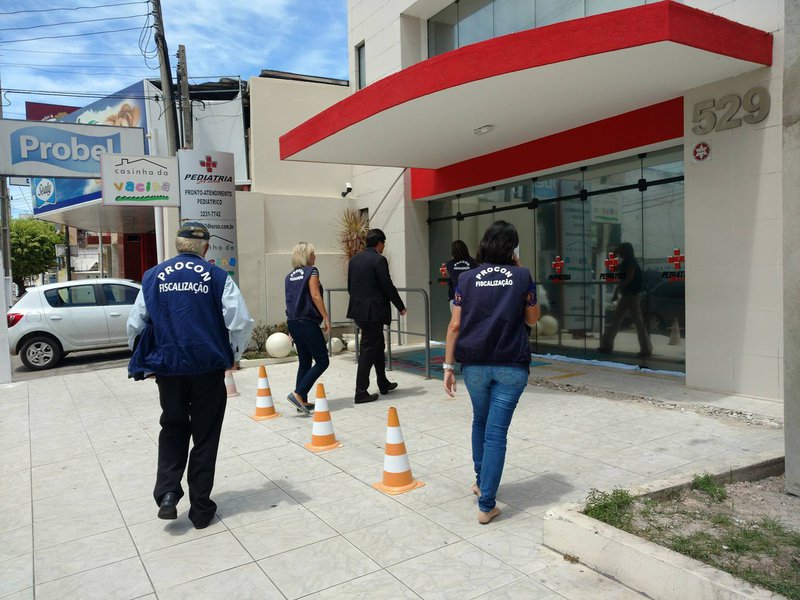 A Superintendência de Proteção e Defesa do Consumidor de Alagoas (Procon/AL) divulgou uma lista com as quinze empresas que obtiveram mais reclamações durante o ano de 2016 no órgão; no topo da queixa dos consumidores aparecem empresas de telefonia, internet e bancos, entre outras; dados são do Sistema Nacional de Informações de Defesa do Consumidor (SINDEC) (Foto: Voney Malta) A Superintendência de Proteção e Defesa do Consumidor de Alagoas (Procon/AL) divulgou uma lista com as quinze empresas que obtiveram mais reclamações durante o ano de 2016 no órgão; no topo da queixa dos consumidores aparecem empresas de telefonia, internet e bancos, entre outras; dados são do Sistema Nacional de Informações de Defesa do Consumidor (SINDEC)