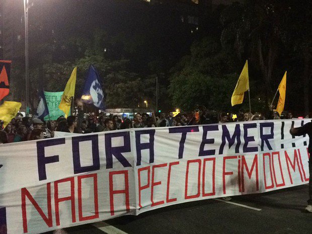 Nós, trabalhadores e trabalhadoras, defendemos um Estado cuja responsabilidade deve ser de reduzir as desigualdades, garantindo justiça e equilíbrio social. O grande capital, por sua vez, defende um Estado mínimo, com um orçamento mínimo, que não interfira na relação capital e trabalho e que dê total liberdade às "forças do mercado" para que se autorregulem (Foto: Graça Costa) Nós, trabalhadores e trabalhadoras, defendemos um Estado cuja responsabilidade deve ser de reduzir as desigualdades, garantindo justiça e equilíbrio social. O grande capital, por sua vez, defende um Estado mínimo, com um orçamento mínimo, que não interfira na relação capital e trabalho e que dê total liberdade às "forças do mercado" para que se autorregulem