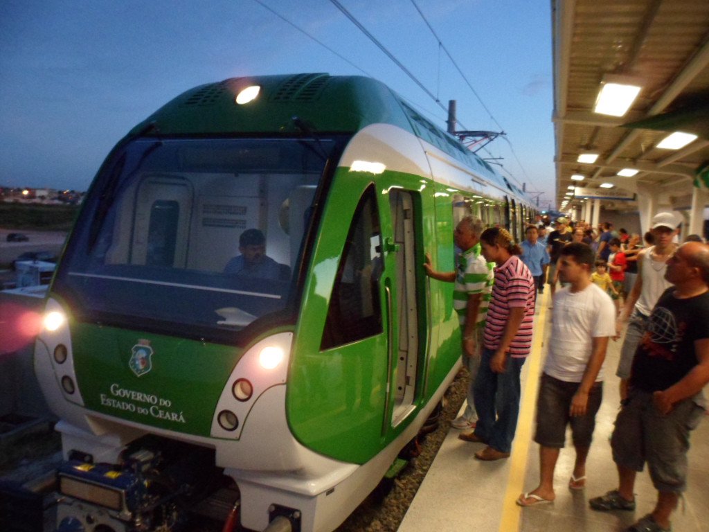 A automatização da Linha Sul consiste na implantação do Sistema de Sinalização e Controle de Trens, Tráfego e Energia, que será fornecido e implantado pela empresa MPE Engenharia e Serviços Ltda, ao valor global de R$ 125,6 milhões, que são compostos por recursos do Governo do Estado (21,79%) e da União (78,21%) (Foto: Renata Paiva) A automatização da Linha Sul consiste na implantação do Sistema de Sinalização e Controle de Trens, Tráfego e Energia, que será fornecido e implantado pela empresa MPE Engenharia e Serviços Ltda, ao valor global de R$ 125,6 milhões, que são compostos por recursos do Governo do Estado (21,79%) e da União (78,21%)