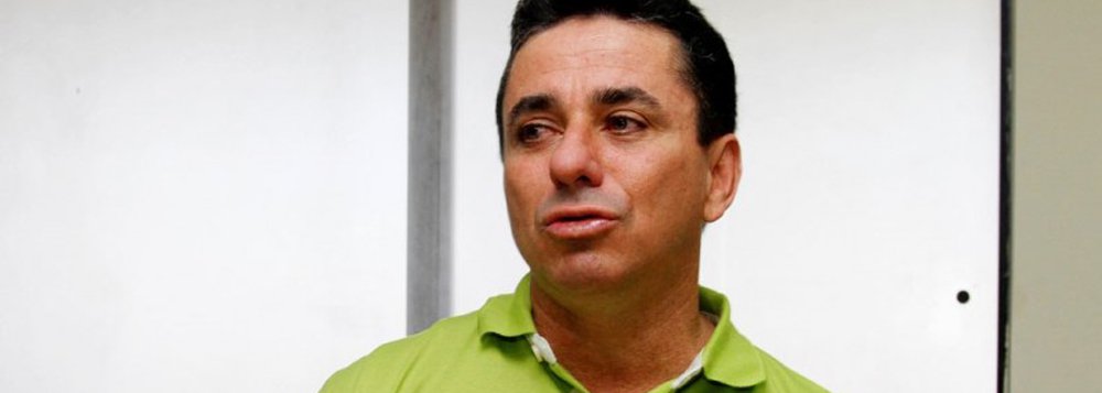 A Agência Reguladora de Saneamento Básico do Estado da Bahia (Agersa), marca presença no 9° Congresso Brasileiro de Regulação, que acontece em Brasília; o diretor geral do órgão, Rogério Costa (foto), afirma que é o maior congresso de regulação da América Latina; "De forma a obtermos, através da troca de experiências, cada vez mais elementos de consolidação da regulação, evitando, especialmente, perdas para os usuários e consumidores, em especial em meio à crise hídrica e economicamente que assola o país", diz Costa (Foto: Romulo Faro) A Agência Reguladora de Saneamento Básico do Estado da Bahia (Agersa), marca presença no 9° Congresso Brasileiro de Regulação, que acontece em Brasília; o diretor geral do órgão, Rogério Costa (foto), afirma que é o maior congresso de regulação da América Latina; "De forma a obtermos, através da troca de experiências, cada vez mais elementos de consolidação da regulação, evitando, especialmente, perdas para os usuários e consumidores, em especial em meio à crise hídrica e economicamente que assola o país", diz Costa