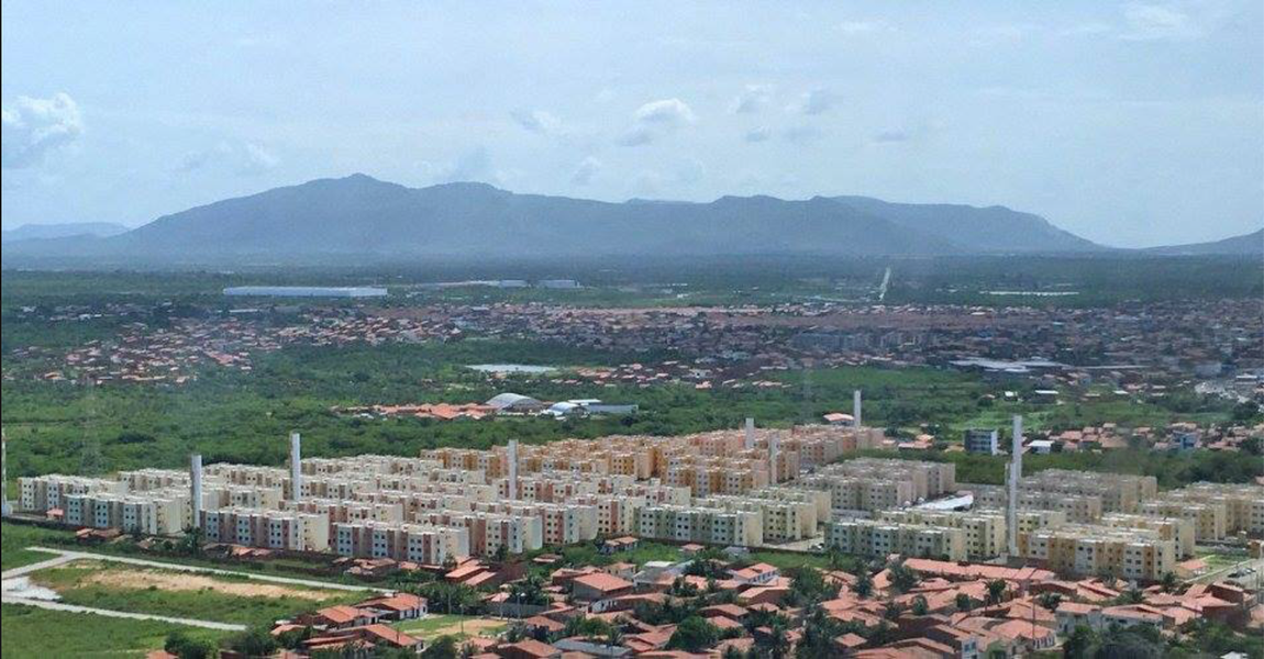 Em solenidade marcada para a manhã desta sexta-feira (8), o Governo do Estado e a Prefeitura de Fortaleza entregarão 1.920 unidades habitacionais do Minha Casa Minha Vida, no complexo Os Escritores, em Messejana (Foto: Rodrigo Rocha) Em solenidade marcada para a manhã desta sexta-feira (8), o Governo do Estado e a Prefeitura de Fortaleza entregarão 1.920 unidades habitacionais do Minha Casa Minha Vida, no complexo Os Escritores, em Messejana