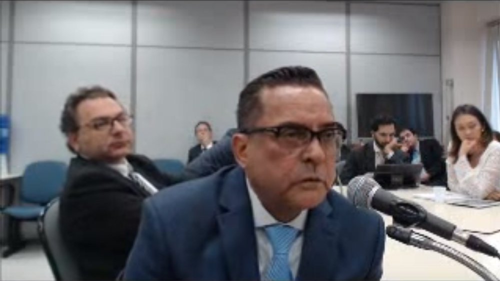 Réu na Lava Jato, o empresário Ronan Maria Pinto negou em depoimento à Justiça Federal a denúncia feita por Marcos Valério, de que ele teria ameaçado o ex-presidente Lula e outros petistas a lhe dar R$ 6 milhões, no episódio do prefeito Celso Daniel, de Santo André, assassinado em 2002 (Foto: Gisele Federicce) Réu na Lava Jato, o empresário Ronan Maria Pinto negou em depoimento à Justiça Federal a denúncia feita por Marcos Valério, de que ele teria ameaçado o ex-presidente Lula e outros petistas a lhe dar R$ 6 milhões, no episódio do prefeito Celso Daniel, de Santo André, assassinado em 2002