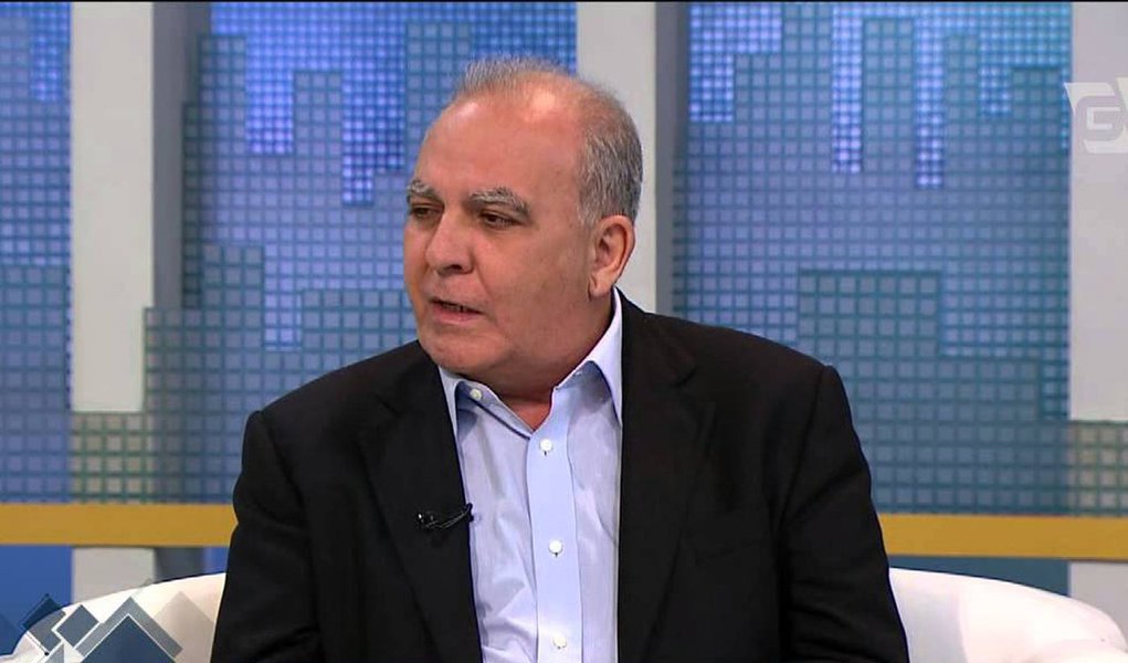 Segundo o presidente da Força Sindical, Miguel Torres, “a equivocada política econômica adotada pelo governo, com juros em patamares proibitivos, inflação crescente, uma insuportável carga tributária, desindustrialização e a falta de uma política industrial voltada para o fortalecimento do setor, entre outras demandas, segue trazendo consequências desastrosas e preocupantes para a sobrevivência das empresas e para a manutenção dos empregos por elas gerados” (Foto: Roberta Namour) Segundo o presidente da Força Sindical, Miguel Torres, “a equivocada política econômica adotada pelo governo, com juros em patamares proibitivos, inflação crescente, uma insuportável carga tributária, desindustrialização e a falta de uma política industrial voltada para o fortalecimento do setor, entre outras demandas, segue trazendo consequências desastrosas e preocupantes para a sobrevivência das empresas e para a manutenção dos empregos por elas gerados”