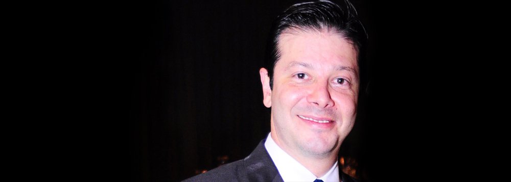 Prisão temporária do ex-vereador de Americana (SP) Alexandre Romano (PT), preso, na semana passada, durante a 18ª fase da Operação Lava Jato, vencia nesta segunda-feira 17, mas foi prorrogada pelo juiz Sérgio Moro até amanhã para que sua defesa possa se manifestar (Foto: Gisele Federicce) Prisão temporária do ex-vereador de Americana (SP) Alexandre Romano (PT), preso, na semana passada, durante a 18ª fase da Operação Lava Jato, vencia nesta segunda-feira 17, mas foi prorrogada pelo juiz Sérgio Moro até amanhã para que sua defesa possa se manifestar