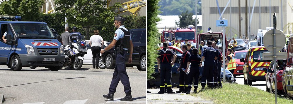 Cabeça decapitada coberta por escritas em árabe foi encontrada em uma empresa de gás norte-americana no sudeste da França nesta sexta-feira, após dois agressores baterem um carro nas instalações da companhia, explodindo tanques de gás; ataque, no qual uma pessoa foi morta e pelo menos uma ficou ferida, tinha as marcas de militantes islâmicos; "O ataque foi de natureza terrorista, uma vez que um corpo foi encontrado, decapitado e com inscrições. Neste momento, há um morto e dois feridos", disse o prresidente da França, François Hollande; uma pessoa foi presa sob suspeita de envolvimento no ataque; segurança na região foi rfeorçada e instalações industriais estão sob vigilância (Foto: Roberta Namour) Cabeça decapitada coberta por escritas em árabe foi encontrada em uma empresa de gás norte-americana no sudeste da França nesta sexta-feira, após dois agressores baterem um carro nas instalações da companhia, explodindo tanques de gás; ataque, no qual uma pessoa foi morta e pelo menos uma ficou ferida, tinha as marcas de militantes islâmicos; "O ataque foi de natureza terrorista, uma vez que um corpo foi encontrado, decapitado e com inscrições. Neste momento, há um morto e dois feridos", disse o prresidente da França, François Hollande; uma pessoa foi presa sob suspeita de envolvimento no ataque; segurança na região foi rfeorçada e instalações industriais estão sob vigilância