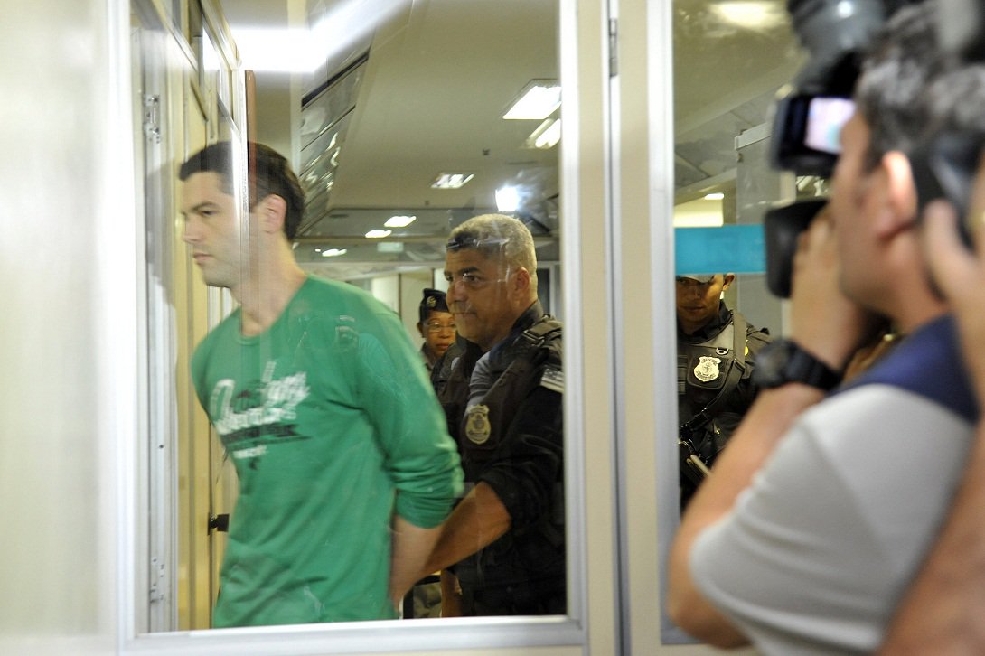 Juiz Jesseir Coelho de Alcântara mandou a júri popular o vigilante Tiago Henrique Gomes da Rocha, acusado de matar 26 pessoas, pelo homicídio duplamente qualificado de Ana Karla Lemes da Silva; em interrogatório na Polícia Civil, Tiago se referiu a Ana Karla como sua 16ª vítima; estudante de 15 anos foi morta com um tiro na região torácica quando caminhava sozinha por volta das 19 horas de 15 de dezembro de 2013, no Setor Jardim Planalto, na Capital (Foto: José Barbacena) Juiz Jesseir Coelho de Alcântara mandou a júri popular o vigilante Tiago Henrique Gomes da Rocha, acusado de matar 26 pessoas, pelo homicídio duplamente qualificado de Ana Karla Lemes da Silva; em interrogatório na Polícia Civil, Tiago se referiu a Ana Karla como sua 16ª vítima; estudante de 15 anos foi morta com um tiro na região torácica quando caminhava sozinha por volta das 19 horas de 15 de dezembro de 2013, no Setor Jardim Planalto, na Capital