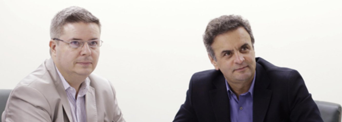 O Ministério Público Federal ingressou com ação civil pública contra o Estado de Minas Gerais por descumprimento da Emenda Constitucional 29/2000, que fixou a obrigatoriedade de aplicação do percentual mínimo de 12% do orçamento em ações e serviços de saúde pública, como atendimentos de urgência e emergência, investimentos em equipamentos e obras nas unidades de saúde, acesso a medicamentos e implantação de leitos; de acordo com a ação, o governo estadual, por 10 anos, entre 2003 e 2012 - quando o Estado foi administrado por Aécio Neves e Antonio Anastasia (ambos do PSDB) -, descumpriu sistematicamente preceitos legais e constitucionais, "em total e absurda indiferença ao Estado de Direito", efetuando manobras contábeis para aparentar o cumprimento da EC 29 (Foto: Valter Lima) O Ministério Público Federal ingressou com ação civil pública contra o Estado de Minas Gerais por descumprimento da Emenda Constitucional 29/2000, que fixou a obrigatoriedade de aplicação do percentual mínimo de 12% do orçamento em ações e serviços de saúde pública, como atendimentos de urgência e emergência, investimentos em equipamentos e obras nas unidades de saúde, acesso a medicamentos e implantação de leitos; de acordo com a ação, o governo estadual, por 10 anos, entre 2003 e 2012 - quando o Estado foi administrado por Aécio Neves e Antonio Anastasia (ambos do PSDB) -, descumpriu sistematicamente preceitos legais e constitucionais, "em total e absurda indiferença ao Estado de Direito", efetuando manobras contábeis para aparentar o cumprimento da EC 29
