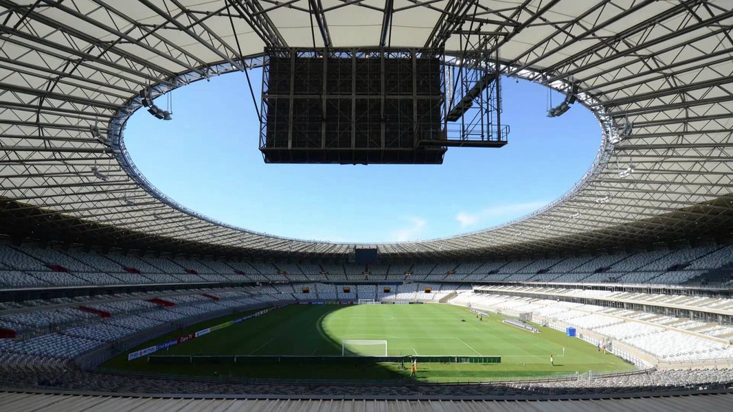 Belo Horizonte sediará, no Mineirão, dez partidas do torneio de futebol masculino e feminino, entre jogos Olímpicos e Paralímpicos. Minas Gerais receberá quatro comitês, sendo dois britânicos e dos irlandeses e três delegações estrangeiras - duas do Canadá e uma da China – além de uma brasileira (Foto: Luis Mauro Queiroz) Belo Horizonte sediará, no Mineirão, dez partidas do torneio de futebol masculino e feminino, entre jogos Olímpicos e Paralímpicos. Minas Gerais receberá quatro comitês, sendo dois britânicos e dos irlandeses e três delegações estrangeiras - duas do Canadá e uma da China – além de uma brasileira