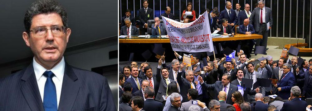 Texto aprovado na Câmara permite que o trabalhador possa se aposentar desde que a soma do tempo de serviço com a idade seja igual ou superior a 85, para mulheres, e a 95, para homens; ontem, o ministro da Fazenda, Joaquim Levy, alertou que os parlamentares devem ter cuidado ao votar projetos que alterem o fator previdenciário para evitar a possibilidade de que isso resulte no aumento dos impostos para compensar os gastos com aposentadorias (Foto: Roberta Namour) Texto aprovado na Câmara permite que o trabalhador possa se aposentar desde que a soma do tempo de serviço com a idade seja igual ou superior a 85, para mulheres, e a 95, para homens; ontem, o ministro da Fazenda, Joaquim Levy, alertou que os parlamentares devem ter cuidado ao votar projetos que alterem o fator previdenciário para evitar a possibilidade de que isso resulte no aumento dos impostos para compensar os gastos com aposentadorias