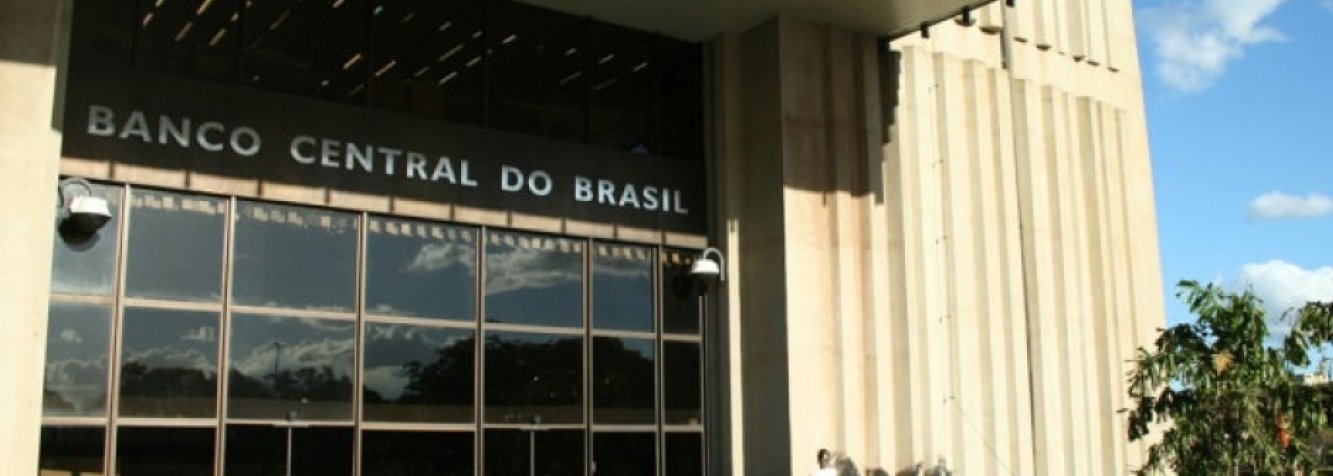 O governo central (Tesouro, Banco Central e Previdência Social) registrou déficit primário de R$ 8,051 bilhões em maio, segundo dados do Tesouro Nacional; no acumulado do ano até o mês passado, a economia feita para o pagamento de juros estava positiva em R$ 6,626 bilhões (Foto: Paulo Emílio) O governo central (Tesouro, Banco Central e Previdência Social) registrou déficit primário de R$ 8,051 bilhões em maio, segundo dados do Tesouro Nacional; no acumulado do ano até o mês passado, a economia feita para o pagamento de juros estava positiva em R$ 6,626 bilhões