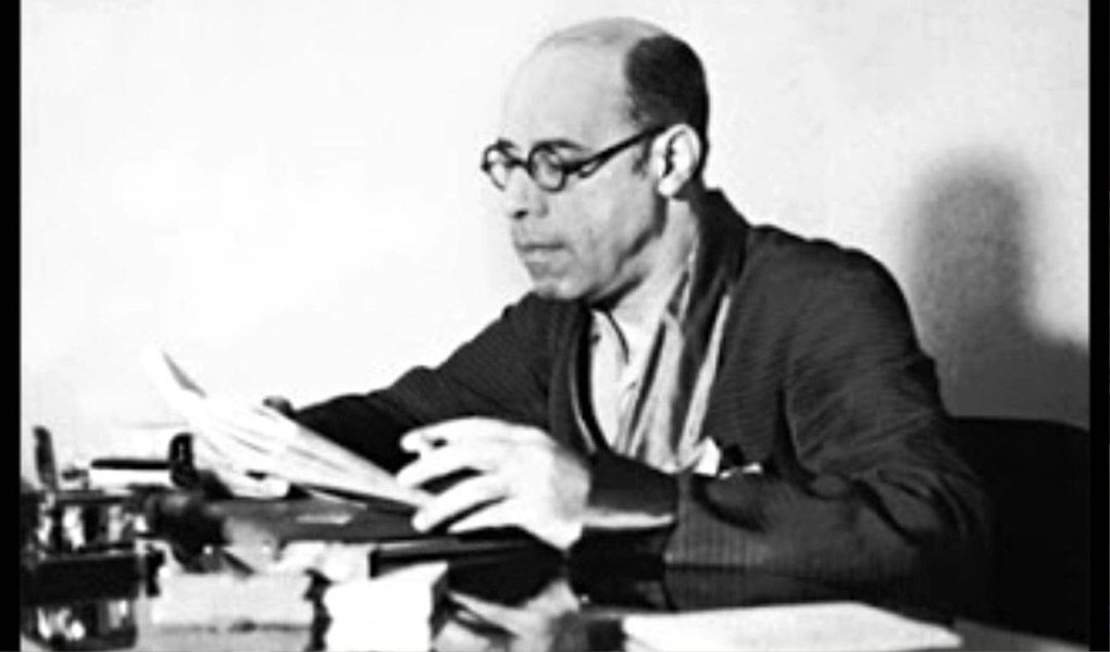 O poeta, romancista e crítico literário Mário de Andrade será o homenageado na 13ª edição da Festa Literária Internacional de Paraty (Flip), que este ano ocorre entre os dias 1º e 5 de julho, na cidade de Paraty, na Costa Verde fluminense; a programação principal terá 39 autores, sendo 16 deles internacionais; para o curador da feira, Paulo Werneck, o poeta Mário de Andrade inspira a própria existência da Flip; “Ele foi um intelectual que se dedicou a muitas áreas na cultura, foi um grande artista de vanguarda, um pesquisador, um crítico. E é esse o espírito da Flip”, comentou (Foto: Valter Lima) O poeta, romancista e crítico literário Mário de Andrade será o homenageado na 13ª edição da Festa Literária Internacional de Paraty (Flip), que este ano ocorre entre os dias 1º e 5 de julho, na cidade de Paraty, na Costa Verde fluminense; a programação principal terá 39 autores, sendo 16 deles internacionais; para o curador da feira, Paulo Werneck, o poeta Mário de Andrade inspira a própria existência da Flip; “Ele foi um intelectual que se dedicou a muitas áreas na cultura, foi um grande artista de vanguarda, um pesquisador, um crítico. E é esse o espírito da Flip”, comentou