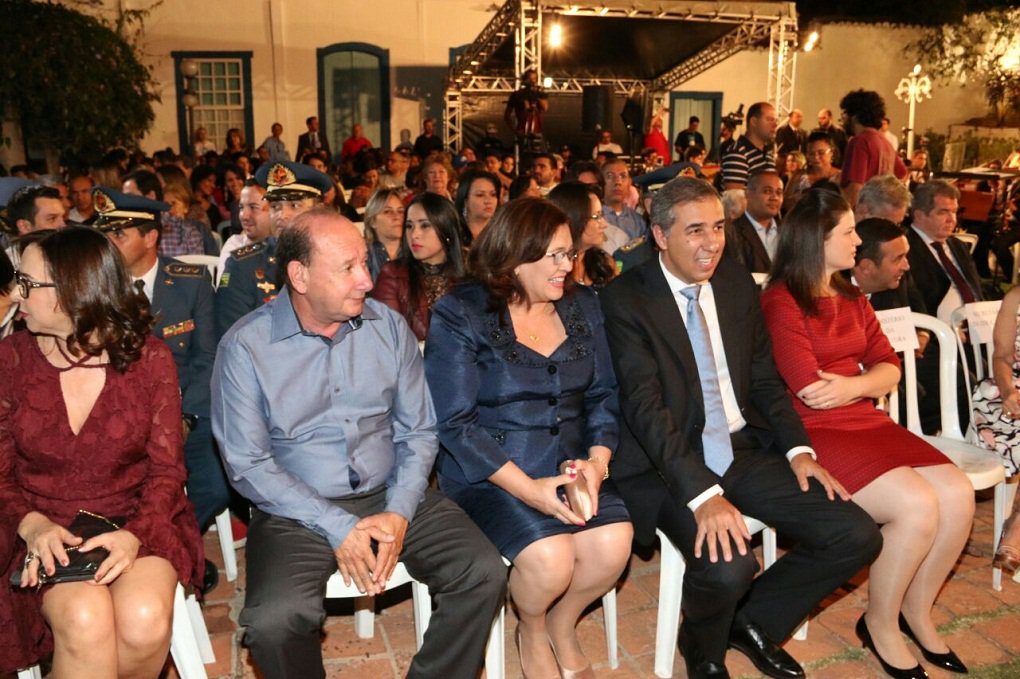 Vice-governador e secretário de Desenvolvimento Econômico, José Eliton, abriu oficialmente a 17ª edição do Festival Internacional de Cinema e Vídeo Ambiental (Fica), na noite de terça-feira, na Cidade de Goiás; “O Fica tem reconhecimento nacional e internacional ao propor uma discussão sobre os caminhos que devemos seguir para assegurar um futuro mais sustentável para o nosso planeta. Isso também é garantir o futuro das novas gerações” (Foto: José Barbacena) Vice-governador e secretário de Desenvolvimento Econômico, José Eliton, abriu oficialmente a 17ª edição do Festival Internacional de Cinema e Vídeo Ambiental (Fica), na noite de terça-feira, na Cidade de Goiás; “O Fica tem reconhecimento nacional e internacional ao propor uma discussão sobre os caminhos que devemos seguir para assegurar um futuro mais sustentável para o nosso planeta. Isso também é garantir o futuro das novas gerações”