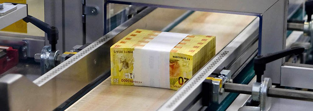 Em maio do ano passado, o resultado negativo foi maior: R$ 11 bilhões; os resultados das contas públicas devem ser melhores a cada mês até o final do ano, na avaliação do chefe adjunto do Departamento Econômico do Banco Central, Fernando Rocha (Foto: Paulo Emílio) Em maio do ano passado, o resultado negativo foi maior: R$ 11 bilhões; os resultados das contas públicas devem ser melhores a cada mês até o final do ano, na avaliação do chefe adjunto do Departamento Econômico do Banco Central, Fernando Rocha