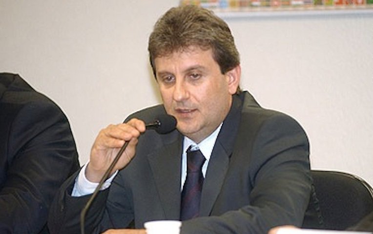 Por amor e ódio muita gente citada é condenada ou inocentada antes da apresentação das denúncias ao STF (Foto: Voney Malta) Por amor e ódio muita gente citada é condenada ou inocentada antes da apresentação das denúncias ao STF
