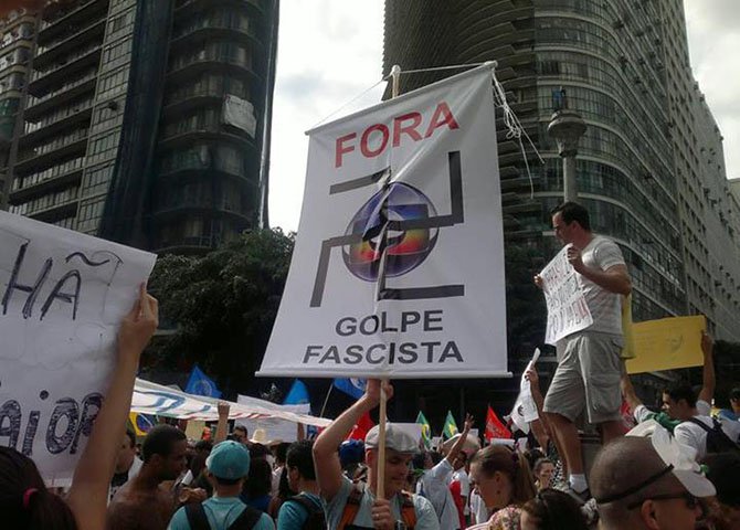 A grande perdedora de 2014 foi a grande imprensa – TV Globo, O Globo, Folha de S.Paulo, Estado de São Paulo, revistas Época e Veja – que abdicou do jornalismo para descambar na panfletagem política (Foto: Daniel Quoist) www.brasil247.com - A grande perdedora de 2014 foi a grande imprensa – TV Globo, O Globo, Folha de S.Paulo, Estado de São Paulo, revistas Época e Veja – que abdicou do jornalismo para descambar na panfletagem política