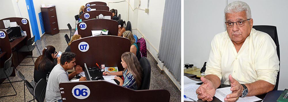 Cerca de 80% dos casos registrados pela população junto ao Procon Tocantins alcançam resultados positivos no atendimento preliminar, segundo o governo do Estado; somente em 2015, foram contabilizados mais de 9,7 mil atendimentos pelo órgão em todo Estado; empresas campeãs de reclamação são as telefônicas. Em seguida, estão os bancos, companhias de energia e água, e o comércio, nos departamentos de venda de imóveis e eletrodomésticos; "O Governo está empenhado em fazer um bom atendimento, pois o órgão tem uma alta demanda. Logo que ligamos para a empresa ou no caso em que o representante vem até a sede, para fazer a conciliação, obtemos êxito", diz o diretor do Procon, Nelito Cavalcante (Foto: Aquiles Lins) Cerca de 80% dos casos registrados pela população junto ao Procon Tocantins alcançam resultados positivos no atendimento preliminar, segundo o governo do Estado; somente em 2015, foram contabilizados mais de 9,7 mil atendimentos pelo órgão em todo Estado; empresas campeãs de reclamação são as telefônicas. Em seguida, estão os bancos, companhias de energia e água, e o comércio, nos departamentos de venda de imóveis e eletrodomésticos; "O Governo está empenhado em fazer um bom atendimento, pois o órgão tem uma alta demanda. Logo que ligamos para a empresa ou no caso em que o representante vem até a sede, para fazer a conciliação, obtemos êxito", diz o diretor do Procon, Nelito Cavalcante
