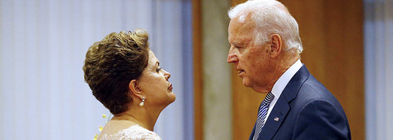 Vice-presidente dos Estados Unidos, Joe Biden, conversou por telefone nesta sexta-feira com a presidente Dilma Rousseff sobre cooperação em segurança, energia, comércio e outras questões; "O vice-presidente reafirmou a importância estratégica da relação bilateral e enfatizou o compromisso dele e do presidente (Barack) Obama de trabalhar com a presidente Dilma Rousseff para avançar nossos interesses cada vez mais comuns como dois parceiros hemisféricos e globais", disse a Casa Branca em comunicado (Foto: Paulo Emílio) Vice-presidente dos Estados Unidos, Joe Biden, conversou por telefone nesta sexta-feira com a presidente Dilma Rousseff sobre cooperação em segurança, energia, comércio e outras questões; "O vice-presidente reafirmou a importância estratégica da relação bilateral e enfatizou o compromisso dele e do presidente (Barack) Obama de trabalhar com a presidente Dilma Rousseff para avançar nossos interesses cada vez mais comuns como dois parceiros hemisféricos e globais", disse a Casa Branca em comunicado