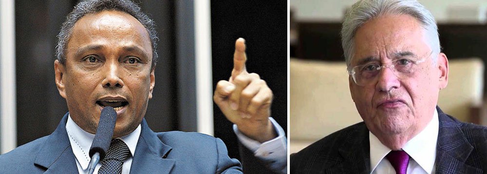 Segundo o líder do PT na Câmara, deputado Sibá Machado (AC), o tucano, que governou o Brasil entre 1995 e 2002, “se apequenou ao fazer o papel de incendiário e golpista, o oposto do que se espera de um ex-presidente, que é equilíbrio, racionalidade e respeito à Constituição”; “Os tucanos perderam quatro eleições porque foram rejeitados pelo povo brasileiro. Segundo o próprio vice-presidente do PSDB, Alberto Goldman, os tucanos não têm sequer um projeto para apresentar ao povo, que é quem decide a escolha dos governantes”, frisou o líder petista (Foto: Roberta Namour) Segundo o líder do PT na Câmara, deputado Sibá Machado (AC), o tucano, que governou o Brasil entre 1995 e 2002, “se apequenou ao fazer o papel de incendiário e golpista, o oposto do que se espera de um ex-presidente, que é equilíbrio, racionalidade e respeito à Constituição”; “Os tucanos perderam quatro eleições porque foram rejeitados pelo povo brasileiro. Segundo o próprio vice-presidente do PSDB, Alberto Goldman, os tucanos não têm sequer um projeto para apresentar ao povo, que é quem decide a escolha dos governantes”, frisou o líder petista