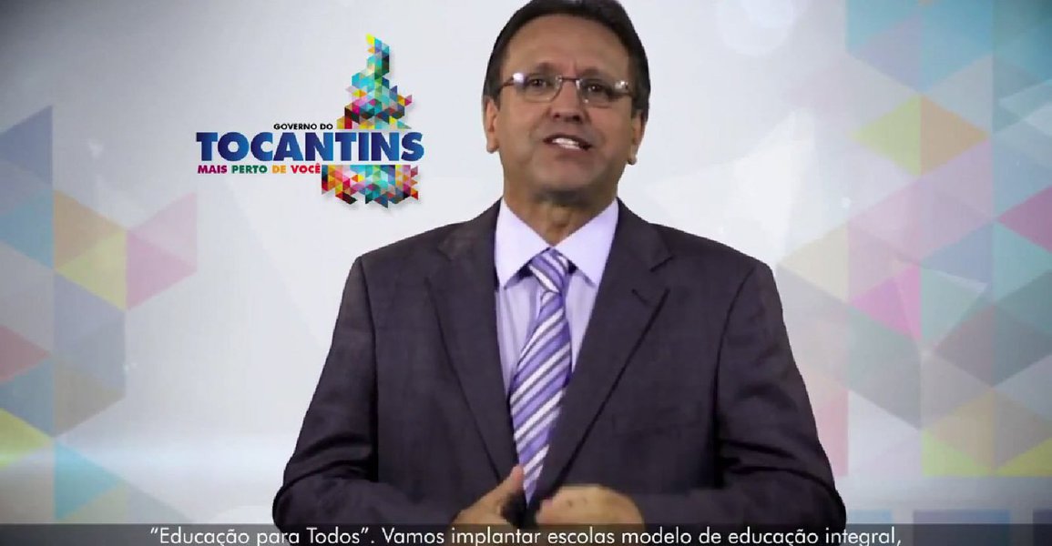 Governador Marcelo Miranda (PMDB) fez nesta sexta-feira, 6, o balanço dos primeiros 60 dias à frente do Palácio Araguaia; em pronunciamento de pouco mais de três minutos, Marcelo criticou a gestão do ex-governador Sandoval Cardoso (SD) e citou esquema de corrupção no Igeprev; “Não posso deixar de citar o vergonhoso escândalo do Igeprev, como um dos maiores crimes de corrupção e de desvio de dinheiro"; peemedebista destacou como prioridades da sua gestão projetos voltados para a recuperação da saúde, da segurança pública e de moradia popular (Foto: Aquiles Lins) Governador Marcelo Miranda (PMDB) fez nesta sexta-feira, 6, o balanço dos primeiros 60 dias à frente do Palácio Araguaia; em pronunciamento de pouco mais de três minutos, Marcelo criticou a gestão do ex-governador Sandoval Cardoso (SD) e citou esquema de corrupção no Igeprev; “Não posso deixar de citar o vergonhoso escândalo do Igeprev, como um dos maiores crimes de corrupção e de desvio de dinheiro"; peemedebista destacou como prioridades da sua gestão projetos voltados para a recuperação da saúde, da segurança pública e de moradia popular