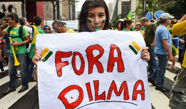 Difícil, a meu ver, não compreender que da mesma forma que a insatisfação de 800 mil não legitima impeachment, a eventual insatisfação de, digamos, 20, 40 ou 100 milhões também não legitima (Foto: Reinaldo Del Dotore) Difícil, a meu ver, não compreender que da mesma forma que a insatisfação de 800 mil não legitima impeachment, a eventual insatisfação de, digamos, 20, 40 ou 100 milhões também não legitima