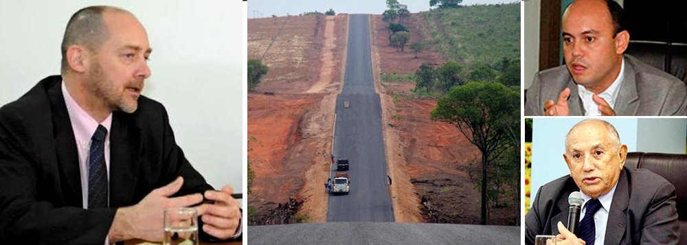 No Tocantins até sexta-feira, 10, comitiva do Banco Mundial (Bird) está avaliando o andamento do Projeto de Desenvolvimento Regional Integrado e Sustentável (PDRIS), que envolve investimentos totais de US$ 375 milhões em várias áreas; gerente de Projetos do Bird, Eric Lancelot, criticou o baixo desempenho das atividades previstas no PDRIS nas gestões dos ex-governadores Siqueira Campos (PSDB) e Sandoval Cardoso (SD); "Nos primeiros anos do projeto, a execução das ações foi de apenas 14%"; segundo secretário de Planejamento, David Torres, governo já pagou R$ 12 milhões em parcelas atrasadas; para Educação, Bird anunciou investimento de R$ 22 milhões em projetos educacionais nos municípios ao longo da BR-153 (Foto: Aquiles Lins) No Tocantins até sexta-feira, 10, comitiva do Banco Mundial (Bird) está avaliando o andamento do Projeto de Desenvolvimento Regional Integrado e Sustentável (PDRIS), que envolve investimentos totais de US$ 375 milhões em várias áreas; gerente de Projetos do Bird, Eric Lancelot, criticou o baixo desempenho das atividades previstas no PDRIS nas gestões dos ex-governadores Siqueira Campos (PSDB) e Sandoval Cardoso (SD); "Nos primeiros anos do projeto, a execução das ações foi de apenas 14%"; segundo secretário de Planejamento, David Torres, governo já pagou R$ 12 milhões em parcelas atrasadas; para Educação, Bird anunciou investimento de R$ 22 milhões em projetos educacionais nos municípios ao longo da BR-153