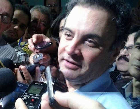 É triste ver o PSDB, um dos poucos bons partidos do País, construído por grandes nomes como Fernando Henrique Cardoso, ter os seus fundamentos desfigurados por uma conduta aventureira e egoísta (Foto: Fábio Cherem) É triste ver o PSDB, um dos poucos bons partidos do País, construído por grandes nomes como Fernando Henrique Cardoso, ter os seus fundamentos desfigurados por uma conduta aventureira e egoísta