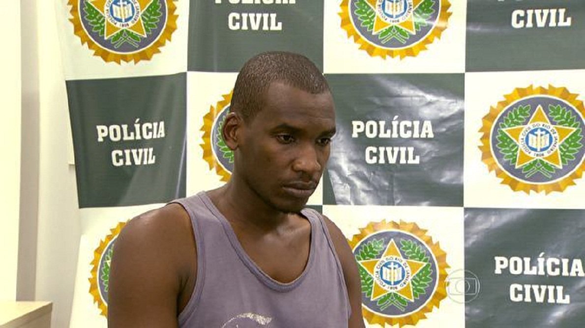 Saílson José das Graças confessou ter tentado matar outras três pessoas no passado; vítimas já foram localizadas pela polícia, informou neste domingo o delegado assistente Marcelo Machado; são duas mulheres e um bebê, filho de uma delas; esses casos elevam para 11 o número de vítimas confirmadas pela polícia, sendo sete assassinatos e mais quatro tentativas; acusado já confessou ter matado 43 pessoas em nove anos (Foto: José Barbacena) Saílson José das Graças confessou ter tentado matar outras três pessoas no passado; vítimas já foram localizadas pela polícia, informou neste domingo o delegado assistente Marcelo Machado; são duas mulheres e um bebê, filho de uma delas; esses casos elevam para 11 o número de vítimas confirmadas pela polícia, sendo sete assassinatos e mais quatro tentativas; acusado já confessou ter matado 43 pessoas em nove anos