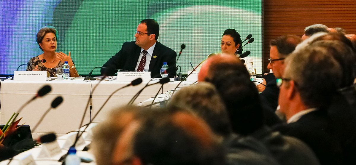 Salvador - BA, 14/08/2015. Presidenta Dilma Rousseff durante reunião empresarial e Dialoga Bahia. Foto: Roberto Stuckert Filho/PR (Foto: Gisele Federicce) Salvador - BA, 14/08/2015. Presidenta Dilma Rousseff durante reunião empresarial e Dialoga Bahia. Foto: Roberto Stuckert Filho/PR
