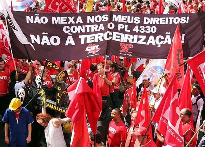 Não tenho dúvidas que este projeto de lei facilitará a precarização do trabalho, além de gerar instabilidade no meio trabalhista (Foto: Márcia Lia) Não tenho dúvidas que este projeto de lei facilitará a precarização do trabalho, além de gerar instabilidade no meio trabalhista
